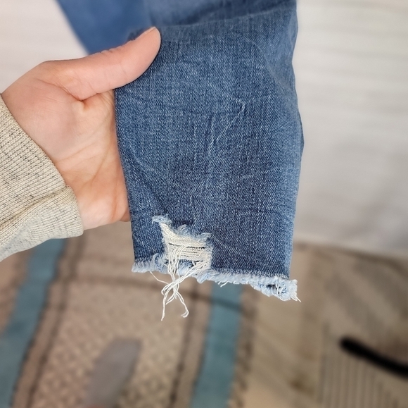 KANCAN BUTTON FRONT JEANS W SHARK BITE ANKLES, SZ 9 - Picture 6 of 12